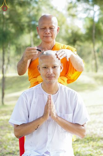 ภาพ No.65118:พิธีปลงผมนาคธรรมทายาท โครงการอุปสมบทบูชาธรรม มหาปูชนียาจารย์ประจำปี 2565 วันที่ 17 พฤศจิกายน พ.ศ. 2565 ณ ศูนย์ปฏิบัติธรรมลำปาง