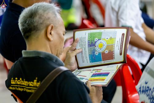 ภาพ No.323207:วันที่ 20 เมษายน พ.ศ.2569 การเตรียมงานของบุคลากรทางการแพทย์ , จุดลงทะเบียนพระสังฆาธิการ , วางกล่องไทยธรรม เพื่องานถวายมหาสังฆทาน 40,000 กว่าวัดทั่วประเทศ วันคุ้มครองโลก 22 เมษายน พ.ศ.2569 วัดพระธรรมกาย