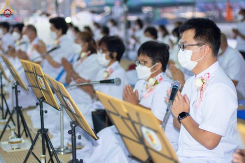 ภาพ No.73971:พิธีถวายภัตตาหารเป็นสังฆทาน แด่คณะพระธรรมยาตราฯ ในโครงการธรรมยาตรากตัญญูบูชา มหาปูชนียาจารย์ พระมงคลเทพมุนี(สด จนฺทสโร) พระผู้ปราบมาร อนุสรณ์สถาน 7 แห่ง ปีที่ 11 วันที่ 24 มกราคม พ.ศ. 2566