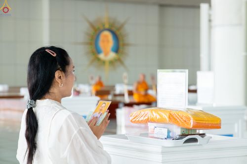 ภาพ No.343050:วันที่ 13 สิงหาคม พ.ศ.2569 พิธีบุพเปตพลี ครั้งที่ 186 ร่วมอุทิศส่วนกุศล แด่หมู่ญาติผู้ล่วงลับไปแล้ว และเป็นปัจจัยสนับสนุน การเผยแผ่พระพุทธศาสนา ณ หอฉันคุณยายอาจารย์ วัดพระธรรมกาย