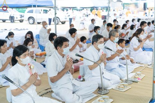 ภาพ No.69891:พิธีถวายภัตตาหารเป็นสังฆทาน แด่คณะพระธรรมยาตราฯ ในโครงการธรรมยาตราฯ ปีที่ 11 ณ อนุสรณ์สถานมหาวิหารพระมงคลเทพมุนี อ.สองพี่น้อง จ.สุพรรณบุรี วันที่ 9 มกราคม พ.ศ. 2566