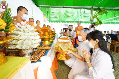 ภาพ No.63552:พิธีทอดกฐินสามัคคีทั่วไทย 5,000 วัด โดยคณะศิษยานุศิษย์วัดพระธรรมกาย น้อมบูชาธรรม 78 ปี หลวงพ่อธัมมชโย วันที่ 30 ตุลาคม พ.ศ. 2565 ณ วัดปากน้ำ(สวนโมกข์ธรรม) อ.เมือง จ.เพชรบูรณ์