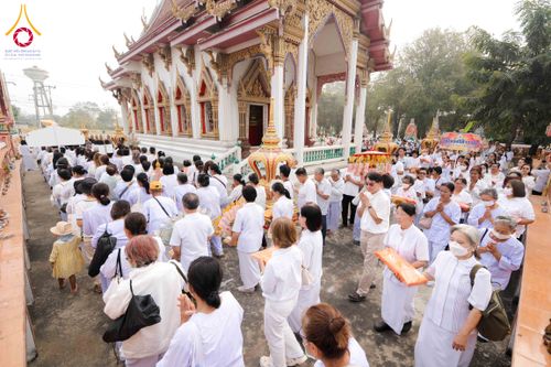 ภาพ No.298926:วันที่ 20 มกราคม พ.ศ. 2569 พิธีทอดผ้าป่าทำนุบำรุงศาสนสถาน ณ วัดใหม่นพรัตน์ ต.เนินพระปรางค์ อ.สองพี่น้อง จ.สุพรรณบุรี ในโครงการธรรมยาตรา กตัญญูบูชา มหาปูชนียาจารย์ พระมงคลเทพมุนี(สด จนฺทสโร) พระผู้ปราบมาร อนุสรณ์สถาน 7 แห่ง ปีที่ 14