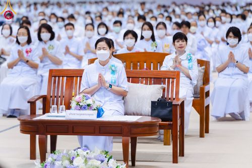 ภาพ No.91056:พิธีบำเพ็ญกุศลสวดพระอภิธรรม  อุบาสกถาวร พรหมถาวร (อุบาสกผู้ปั้นพระ) คืนสุดท้าย วันศุกร์ที่ 20 ตุลาคม พ.ศ. 2566 ณ ห้องแก้วสารพัดนึก 1 สภาธรรมกายสากล วัดพระธรรมกาย จ.ปทุมธานี