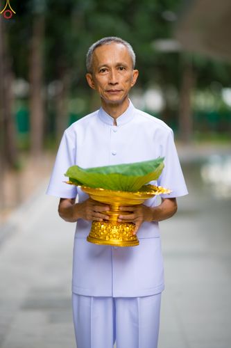 ภาพ No.330486:วันที่ 30 พฤษภาคม พ.ศ.2569 พิธีตัดปอยผมและปลงผม อุบาสกอุปสมบทอุทิศชีวิต 11 ท่าน (ภาพชุดที่ 2) ณ โบสถ์พระไตรปิฎก วัดพระธรรมกาย จังหวัดปทุมธานี
