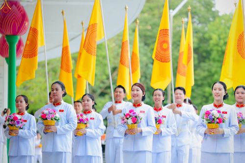 ภาพ No.350728:วันที่ 19 กันยายน พ.ศ.2569 พิธีบรรพชาอุปสมบท โครงการอุปสมบทหมู่บูชาธรรม ครบรอบ 109 ปี วันครูผู้ค้นพบวิชชาธรรมกาย ณ โบสถ์พระไตรปิฏก วัดพระธรรมกาย