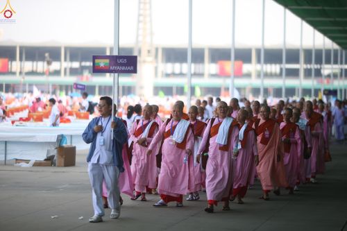 ภาพ No.323929:วันที่ 22 เมษายน พ.ศ.2569 (วันคุ้มครองโลก) พิธีถวายมหาสังฆทาน 40,000 กว่าวัดทั่วประเทศ ณ ลานธรรม พระมหาธรรมกายเจดีย์ วัดพระธรรมกาย