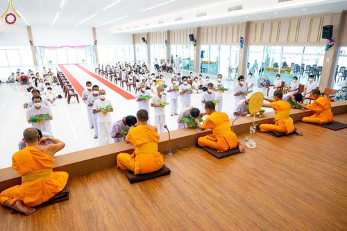 ภาพ No.65554:พิธีปลงผม และพิธีขอขมามอบผ้าไตร นาคธรรมทายาท ในโครงการอุปสมบทบูชาธรรม มหาปูชนียาจารย์ประจำปี 2565 ณ ศูนย์ปฏิบัติธรรมภาคใต้ บางกล่ำ จ.สงขลา วันที่ 19 พฤศจิกายน พ.ศ. 2565