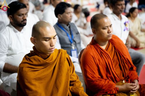 ภาพ No.331504:วันที่ 31 พฤษภาคม พ.ศ. 2569  สภาพุทธศาสนาแห่งอินเดีย (Indian Buddhist Council)  ร่วมกับมูลนิธรรมกาย จัดงานวิสาขบูชานานาชาติ  ณ วัดพุทธสันติวันธรรมชัย