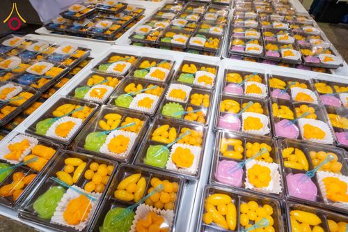 ภาพ No.306984:วันที่ 31 มกราคม พ.ศ. 2569 พิธีถวายภัตตาหารเป็นสังฆทาน แด่พระธรรมยาตรา ณ วัดพระธรรมกาย  จังหวัดปทุมธานี ในโครงการธรรมยาตรา กตัญญูบูชา มหาปูชนียาจารย์ พระมงคลเทพมุนี(สด จนฺทสโร) พระผู้ปราบมาร อนุสรณ์สถาน 7 แห่ง ปีที่ 14