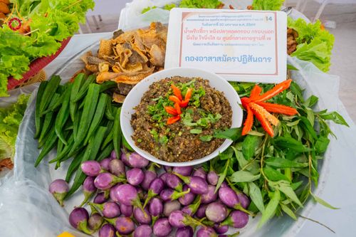 ภาพ No.298580:วันที่ 20 มกราคม พ.ศ. 2569 พิธีถวายภัตตาหารเป็นสังฆทาน แด่พระธรรมยาตรา ณ อนุสรณ์สถานบางปลา วัดบางปลา อำเภอบางเลน จังหวัดนครปฐม ในโครงการธรรมยาตรา กตัญญูบูชา มหาปูชนียาจารย์ พระมงคลเทพมุนี(สด จนฺทสโร) พระผู้ปราบมาร อนุสรณ์สถาน 7 แห่ง ปีที่ 14