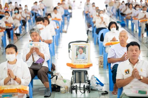 ภาพ No.90559:พิธีบุพเปตพลี  ครั้งที่ 141 ร่วมอุทิศบุญแด่หมู่ญาติที่ล่วงลับไปแล้ว และสืบทอดอายุพระพุทธศาสนา วันพฤหัสบดีที่ 14 ตุลาคม พ.ศ.2566 วันพระแรม 15 ค่ำ เดือน 10 ณ หอฉันคุณยายอาจารย์ฯ วัดพระธรรมกาย