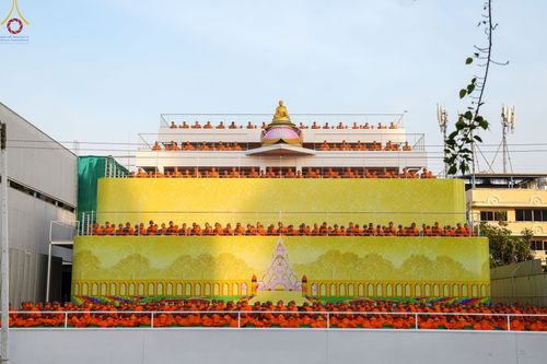 ภาพ No.74329:พุทธบุตรธรรมยาตรา ปฏิบัติธรรมและบันทึกภาพประวัติศาสตร์ ในโครงการธรรมยาตรากตัญญูบูชา มหาปูชนียาจารย์ พระมงคลเทพมุนี(สด จนฺทสโร) พระผู้ปราบมาร อนุสรณ์สถาน 7 แห่ง ปีที่ 11 ณ อนุสรณ์สถานลำดับที่ 6 สถานที่ค้นคว้าและเผยแผ่วิชาธรรมกาย วัดปากน้ำภาษีเจริญ กรุงเทพ