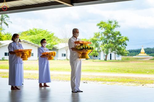 ภาพ No.65591:พิธีปลงผม และพิธีขอขมามอบผ้าไตร นาคธรรมทายาท ในโครงการอุปสมบทบูชาธรรม มหาปูชนียาจารย์ประจำปี 2565 ณ ศูนย์ปฏิบัติธรรมภาคใต้ บางกล่ำ จ.สงขลา วันที่ 19 พฤศจิกายน พ.ศ. 2565