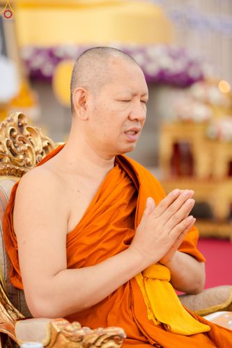 ภาพ No.331824:วันพฤหัสบดีที่ 4 มิถุนายน พ.ศ.2569 พิธีต้อนรับเปรียญธรรม 9 ประโยค และเปรียญธรรม 6 ประโยค  ณ อาคารธรรมสภา วัดบ้านขุน ต.บ่อหลวง อ.ฮอด จ.เชียงใหม่