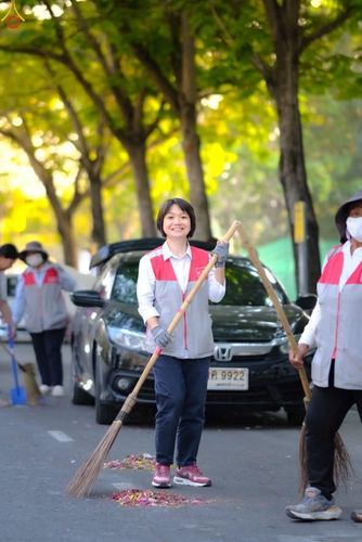 ภาพ No.306565:ภาพเบื้องหลังอาสาสมัครรวมใจ ชุดที่ 5 ในโครงการธรรมยาตรา กตัญญูบูชา มหาปูชนียาจารย์ พระมงคลเทพมุนี(สด จนฺทสโร) พระผู้ปราบมาร อนุสรณ์สถาน 7 แห่ง ปีที่ 14