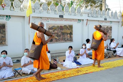 ภาพ No.70874:พิธีต้อนรับพระธรรมยาตรา ในโครงการธรรมยาตรากตัญญูบูชา มหาปูชนียาจารย์ พระมงคลเทพมุนี(สด จนฺทสโร) พระผู้ปราบมาร อนุสรณ์สถาน 7 แห่ง ปีที่ 11 วันที่ 14 มกราคม พ.ศ. 2566 ณ อนุสรณ์สถานลำดับที่ 3 สถานที่เกิดในเพศสมณะ วัดสองพี่น้อง อ.สองพี่น้อง จ.สุพรรณบุรี