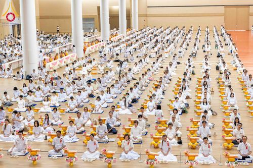 ภาพ No.313645:วันอาทิตย์ที่ 15 มีนาคม พ.ศ. 2569 พิธีร่วมบุญบรรพชาสามเณร 5000 รูป ณ ห้องแก้วสารพัดนึก 2 สภาธรรมกายสากล วัดพระธรรมกาย