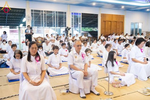 ภาพ No.295846:วันที่ 17 มกราคม พ.ศ. 2569 พิธีถวายภัตตาหารเป็นสังฆทาน แด่พระธรรมยาตรา ณ วัดโบสถ์บน ต.บางคูเวียง จ.นนทบุรี อนุสรณ์สถานลำดับที่ 4 สถานที่เกิดด้วยกายธรรม ในโครงการธรรมยาตรา กตัญญูบูชา มหาปูชนียาจารย์ พระมงคลเทพมุนี(สด จนฺทสโร) พระผู้ปราบมาร อนุสรณ์สถาน 7 แ