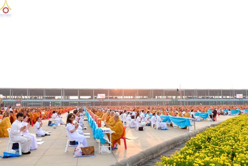 ภาพ No.325039:วันที่ 22 เมษายน พ.ศ.2569 (วันคุ้มครองโลก) พิธีถวายมหาสังฆทาน 40,000 กว่าวัดทั่วประเทศ (ชุดที่ 2) ณ ลานธรรม พระมหาธรรมกายเจดีย์ วัดพระธรรมกาย