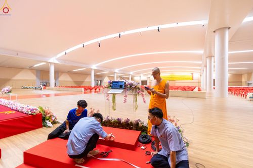 ภาพ No.322801:วันที่ 15-18 เมษายน พ.ศ.2569 การเเตรียมโต๊ะฉัน , เตรียมจุดพักค้าง , เรียงเก้าอี้ , เรียงกล่องไทยธรรม  เพื่องานถวายมหาสังฆทาน 40,000 กว่าวัดทั่วประเทศ วันคุ้มครองโลก 22 เมษายน พ.ศ.2569 วัดพระธรรมกาย