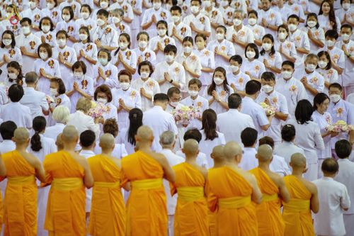 ภาพ No.81607:พิธีหล่อพระประธานเพื่อประดิษฐาน ณ ห้องแก้วสารพัดนึก 2 เนื่องในวันวิสาขบูชา วันเสาร์ที่ 3 มิถุนายน 2566 ณ วัดพระธรรมกาย จ.ปทุมธานี