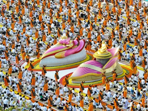 ภาพ No.70767:พิธีต้อนรับพระธรรมยาตรา ในโครงการธรรมยาตรากตัญญูบูชา มหาปูชนียาจารย์ พระมงคลเทพมุนี(สด จนฺทสโร) พระผู้ปราบมาร อนุสรณ์สถาน 7 แห่ง ปีที่ 11 วันที่ 14 มกราคม พ.ศ. 2566 ณ อนุสรณ์สถานลำดับที่ 3 สถานที่เกิดในเพศสมณะ วัดสองพี่น้อง อ.สองพี่น้อง จ.สุพรรณบุรี