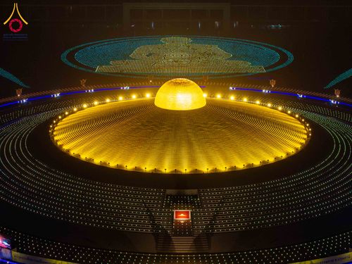 ภาพ No.307149:วันที่ 31 มกราคม พ.ศ. 2569  พิธีจุดประทีปธรรมถวายเป็นพุทธบูชา  และบูชาธรรมมหาปูชนียาจารย์ (ภาพชุดที่ 1) ณ วัดพระธรรมกาย ปทุมธานี ในโครงการธรรมยาตรา กตัญญูบูชา มหาปูชนียาจารย์ พระมงคลเทพมุนี(สด จนฺทสโร) พระผู้ปราบมาร อนุสรณ์สถาน 7 แห่ง ปีที่ 14