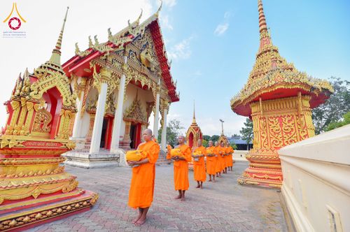 ภาพ No.285157:วันเสาร์ที่ 6 ธันวาคม พ.ศ.2568  พิธีอุปสมบทธรรมทายาท โครงการบรรพชาอุปสมบทหมู่  รุ่นบูชาธรรมมหาปูชนียาจารย์ ประจำปี 2568 ศูนย์ปฏิบัติธรรมและศูนย์อบรมเยาวชนเพชรบุรี อ.ท่ายาง จ.เพชรบุรี ณ วัดศีลคุณาราม อ.เขาย้อย เพชรบุรี