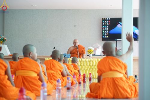 ภาพ No.61134:สามเณรออกบิณฑบาต และกิจกรรมอบรมสามเณร ในโครงการบรรพชาสามเณรฟื้นฟู พระพุทธศาสนาทั่วไทย ณ ศูนย์อบรมที่พักสงฆ์บ้านร่มเย็น จ.นราธิวาส วันที่ 2-15 เมษายน พ.ศ. 2567