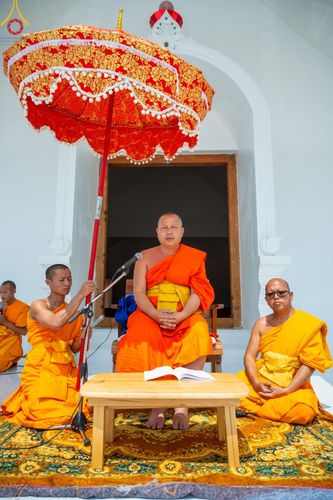 ภาพ No.63066:Photo Story  มหัศจรรย์วัดดงดินแดง Episode 2 โครงการบรรพชาอุปสมบทหมู่ ฟื้นฟูพระพุทธศาสนาทั่วไทย ณ วัดดงดินแดง อ.อมก๋อย จ.เชียงใหม่ วันที่ 3 เมษายน พ.ศ. 2567