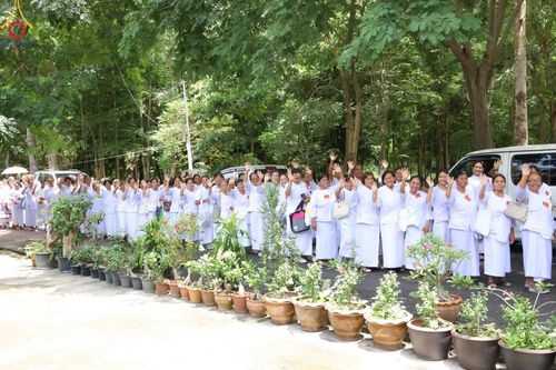 ภาพ No.158337:โครงการอบรมอุบาสก อุบาสิกาแก้ว  ตัวแทนทอดกฐิน 30,000 วัด ทั่วไทย บูชาธรรม 80 ปี หลวงพ่อธัมมชโย ระหว่างวันที่ 20-22 กันยายน พ.ศ. 2567 ณ จังหวัดบุรีรัมย์ รุ่นที่ 3