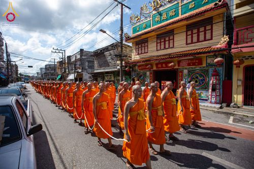 ภาพ No.211428:วันอาทิตย์ที่ 16 มีนาคม พ.ศ. 2568 ธรรมยาตราอัญเชิญพระบรมสารีริกธาตุ รอบเมืองปัตตานี ประดิษฐาน ณ ปทุมเจดีย์ เจดีย์พระพุทธเจ้า 5 พระองค์  ศูนย์อบรมเยาวชนปัตตานี