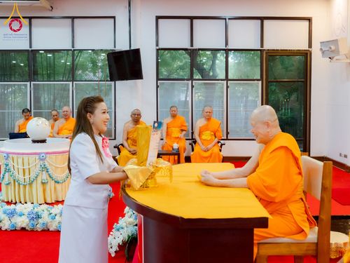 ภาพ No.221439:วันอาทิตย์ที่ 27 เมษายน พ.ศ. 2568 พิธีเจริญพระพุทธมนต์สมโภชดวงแก้วธรรมชัย เนื่องในโอกาสบูชาธรรม 81 ปีหลวงพ่อธัมมชโย อัญเชิญประดิษฐานเนื่องในโอกาสสถาปนาวัดพระธรรมกายไอซ์แลนด์ ณ อาคารปลูกศรัทธา 1 วัดพระธรรมกาย อำเภอคลองหลวง จังหวัดปทุมธานี