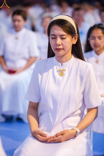 ภาพ No.154876:พิธีจุดประทีป, พิธีฉลองชัยสวดมนต์บทธัมมจักกัปปวัตนสูตร ณ มหารัตนวิหารคด วัดพระธรรมกาย วันอังคารที่ 17 กันยายน พ.ศ. 2567