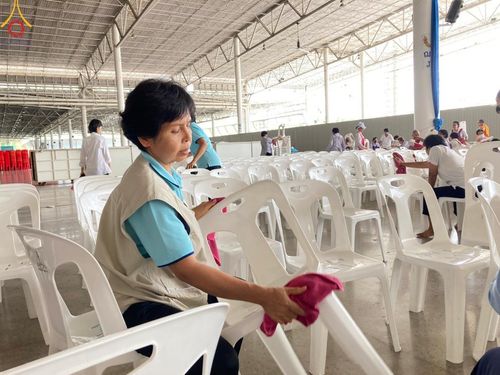 ภาพ No.61407:V.36 ทุ่มเทเพื่อพ่อ 80 ปี ภาพการเตรียมงานของหน่วยงานต่างๆ เพื่อพิธีฉลองอายุวัฒนมงคล 80 ปี หลวงพ่อธัมมชโย และรับถวายมหาสังฆทาน 10,000 กว่าวัดทั่วประเทศ ในวันคุ้มครองโลก จันทร์ที่ 22 เมษายน พ.ศ.2567