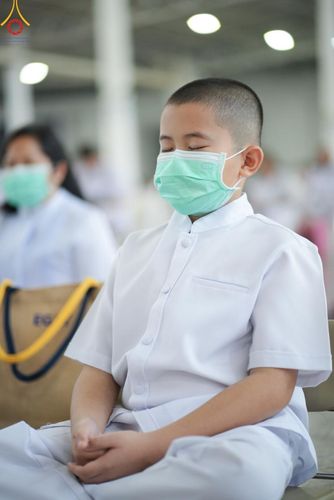 ภาพ No.123083:พิธีตักบาตร และพิธีบูชาข้าวพระ ในวันอาทิตย์ต้นเดือนที่ 4 กุมภาพันธ์ พ.ศ. 2567 ณ วัดพระธรรมกาย จ.ปทุมธานี