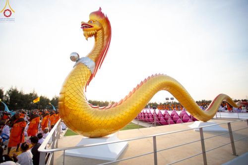 ภาพ No.198199:พิธีต้อนรับพระธรรมยาตรา ณ อนุสรณ์สถานลำดับที่ 5 สถานที่เผยแผ่วิชชาธรรมกายครั้งแรก อนุสรณ์สถานบางปลา วัดบางปลา อำเภอบางเลน จังหวัดนครปฐม ในโครงการธรรมยาตรา กตัญญูบูชา มหาปูชนียาจารย์ พระมงคลเทพมุนี(สด จนฺทสโร) พระผู้ปราบมาร ปีที่ 13 วัน 19 มกราคม พ.ศ.2568