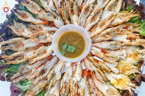 ภาพ No.201868:พิธีถวายภัตตาหารเป็นสังฆทาน แด่พระธรรมยาตรา ณ อนุสรณ์สถานบางปลา วัดบางปลา อำเภอบางเลน จังหวัดนครปฐม ในโครงการธรรมยาตรา กตัญญูบูชา มหาปูชนียาจารย์ พระมงคลเทพมุนี(สด จนฺทสโร) พระผู้ปราบมาร อนุสรณ์สถาน 7 แห่ง ปีที่ 13 วันที่ 26 มกราคม พ.ศ. 2568