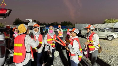 ภาพ No.198786:V.50 สารพัดV สารพัดดี ที่ธรรมยาตรา ในโครงการธรรมยาตรา กตัญญูบูชา มหาปูชนียาจารย์ พระมงคลเทพมุนี(สด จนฺทสโร) พระผู้ปราบมาร อนุสรณ์สถาน 7 แห่ง ปีที่ 13 ระหว่างวันที่ 2-31 มกราคม พ.ศ. 2568