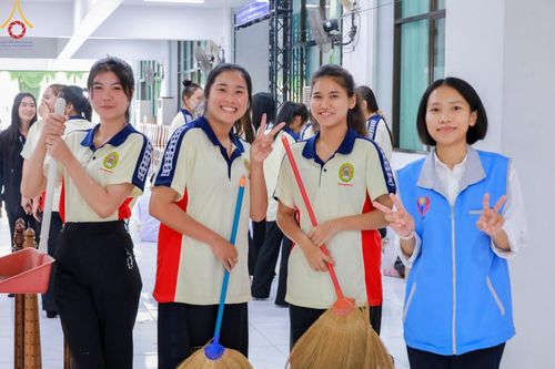 ภาพ No.199201:พิธีทอดผ้าป่าทำนุบำรุงศาสนสถาน ณ วัดไร่ขิง ตำบลไร่ขิง อำเภอสามพราน จังหวัดนครปฐม ในโครงการธรรมยาตรา กตัญญูบูชา มหาปูชนียาจารย์ พระมงคลเทพมุนี(สด จนฺทสโร) พระผู้ปราบมาร อนุสรณ์สถาน 7 แห่ง ปีที่ 13 วันที่ 21 มกราคม พ.ศ. 2568