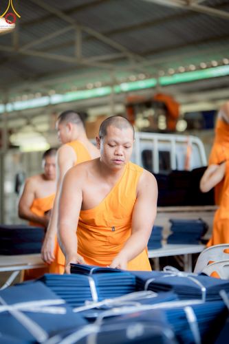 ภาพ No.220641:วันที่ 22 - 25 เมษายน พ.ศ. 2568 การต้อนรับพักค้างพระสังฆาธิการ และการเก็บงานพักค้าง เพื่องานวันคุ้มครองโลก ณ วัดพระธรรมกาย