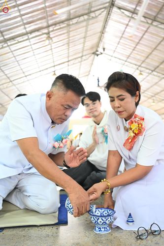 ภาพ No.283219:วันอาทิตย์ที่ 26 ตุลาคม พุทธศักราช 2568 พิธีทอดกฐินสามัคคี กตัญญูบูชาธรรมมหาปูชนียาจารย์ และโครงการกฐินทั่วไทย 30,000 วัด บูชาธรรม 81 ปีหลวงพ่อธัมมชโย  ณ ศูนย์อบรมเยาวชนอุตรดิตถ์