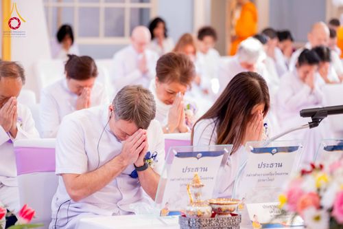 ภาพ No.318973:วันที่ 29 มีนาคม พ.ศ.2569 พิธีทอดผ้าป่าวัดพระธรรมกาย 20 ศูนย์สาขา และการประชุมภาคพื้นอเมริกา ไตรมาสที่ 1/2569 วัดพระธรรมกายชิคาโก ประเทศสหรัฐอเมริกา