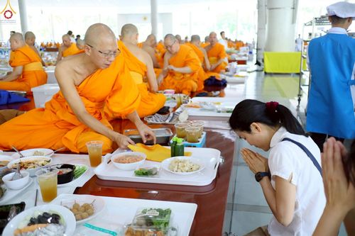 ภาพ No.237998:วันเสาร์ที่ 9 สิงหาคม พ.ศ. 2568 (วันพระ ขึ้น 15 ค่ำ เดือน 9) พิธีบุพเปตพลี ครั้งที่ 168 ร่วมอุทิศบุญแด่หมู่ญาติที่ล่วงลับไปแล้ว และสืบทอดอายุพระพุทธศาสนา ณ หอฉันคุณยายอาจารย์ฯ วัดพระธรรมกาย