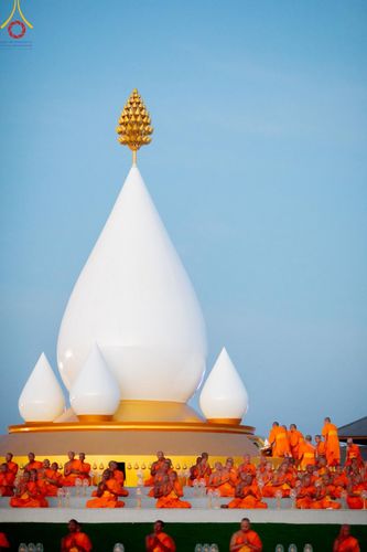 ภาพ No.211672:วันอาทิตย์ที่ 16 มีนาคม พ.ศ. 2568 พิธีอัญเชิญพระบรมสารีริกธาตุ ประดิษฐาน ณ ปทุมเจดีย์ ศูนย์อบรมเยาวชนปัตตานี