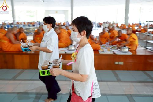 ภาพ No.213313:วันศุกร์ที่ 28 มีนาคม พ.ศ. 2568 (วันพระ แรม 15 ค่ำ เดือน 4) พิธีบุพเปตพลี ครั้งที่ 161 ร่วมอุทิศบุญแด่หมู่ญาติที่ล่วงลับไปแล้ว และสืบทอดอายุพระพุทธศาสนา ณ หอฉันคุณยายอาจารย์ฯ วัดพระธรรมกาย