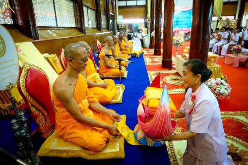 ภาพ No.140491:พิธีตอกเสาเข็มเป็นปฐมฤกษ์ เพื่อสร้างกุฎิและหอสวดมนต์ และพิธีทอดผ้าป่าบำรุงวัด ณ วัดกลางธนรินทร์ ต.บ้านแป้ง อ.พรหมบุรี จ.สิงห์บุรี วันอาทิตย์ที่ 9 มิถุนายน พ.ศ.2567