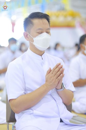 ภาพ No.80868:พิธีตักบาตร , พิธีบูชาข้าวพระในวันอาทิตย์ต้นเดือน วันที่ 7 พฤษภาคม พ.ศ. 2566 ณ วัดพระธรรมกาย