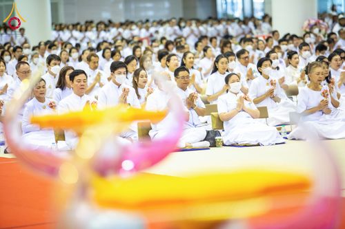 ภาพ No.134087:พิธีบูชาข้าวพระ  ในวันอาทิตย์ต้นเดือนที่ 7 เมษายน พ.ศ. 2567 ณ วัดพระธรรมกาย จ.ปทุมธานี